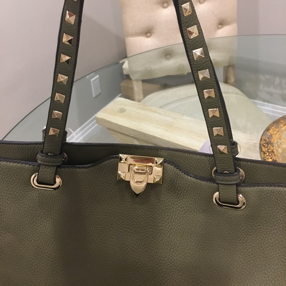 Valentino Look For Less! - Picture 3 of 7